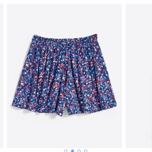 NWT Draper James Pull On Floral Short Size L Brand New Soft Short So Cute! 🌸
